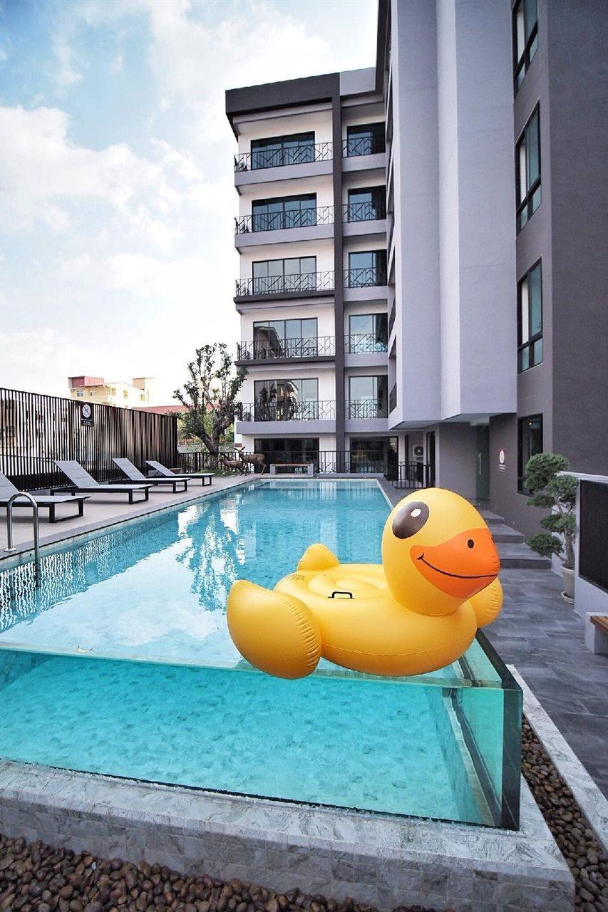 Sleep With Me Pattaya Hotel Exterior photo
