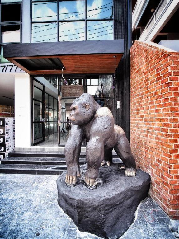Sleep With Me Pattaya Hotel Exterior photo