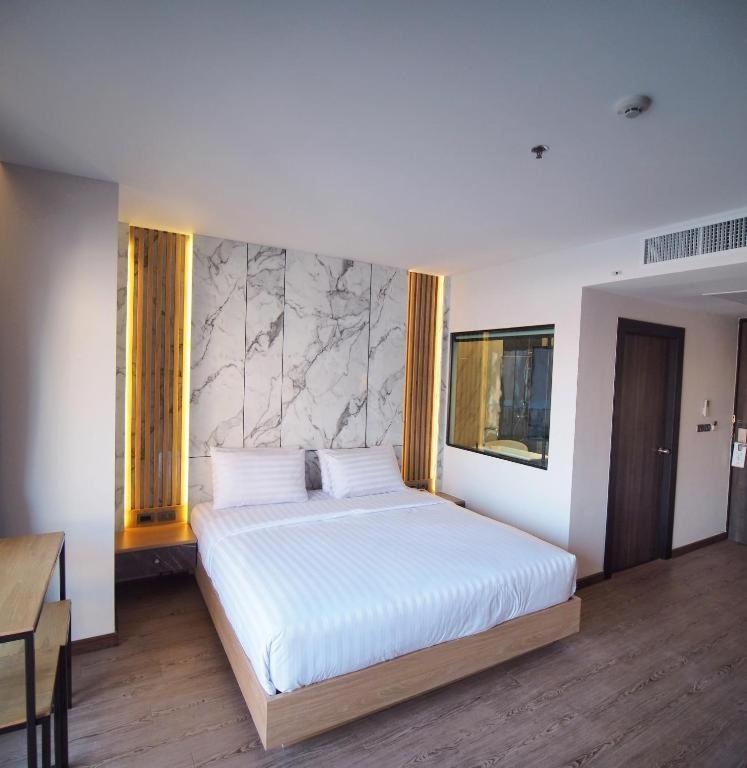 Sleep With Me Pattaya Hotel Exterior photo