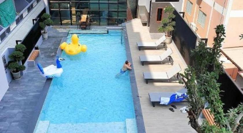 Sleep With Me Pattaya Hotel Exterior photo